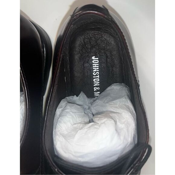 Johnston & Murphy Cap toe dress shoes